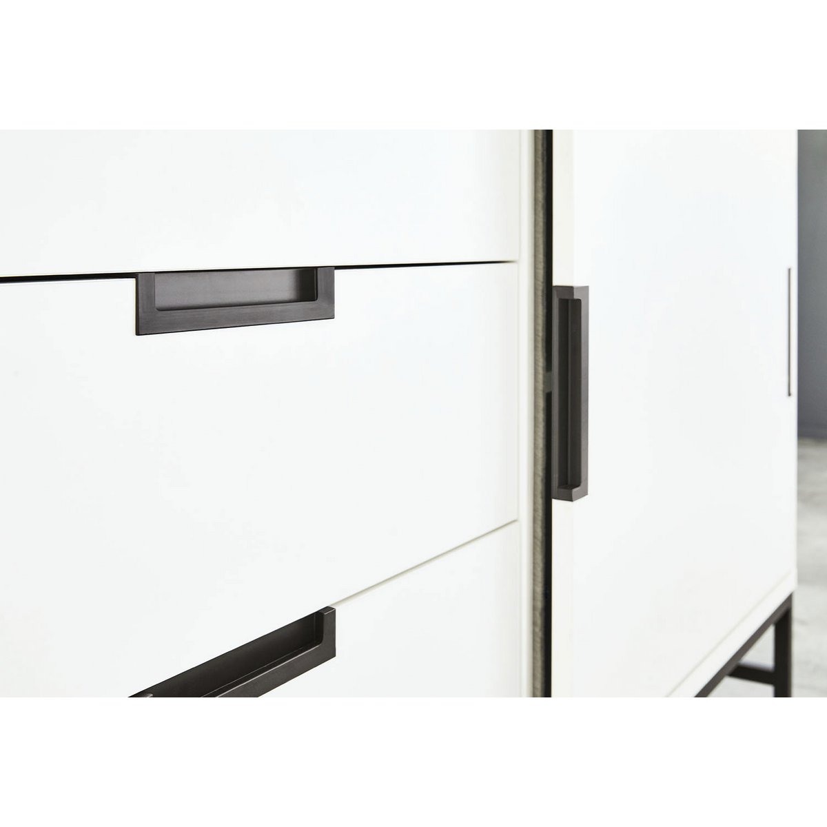 Kamer 'Steel' – Extra brede grote set (3-delig: Ledikant, Extra brede commode, Grote kledingkast)