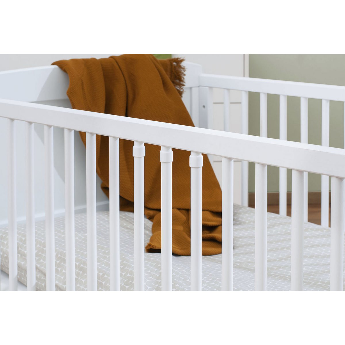 Kamer 'Viktoria' – Brede set (3-delig: Ledikant, Commode, 2-deurs kledingkast)