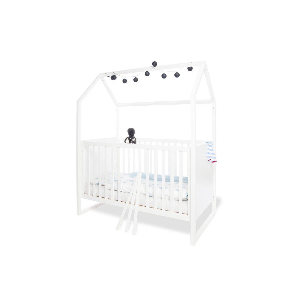 Kamer 'Hilda & Viktoria' – Witte starterset (2-delig: Huisbed, Commode)